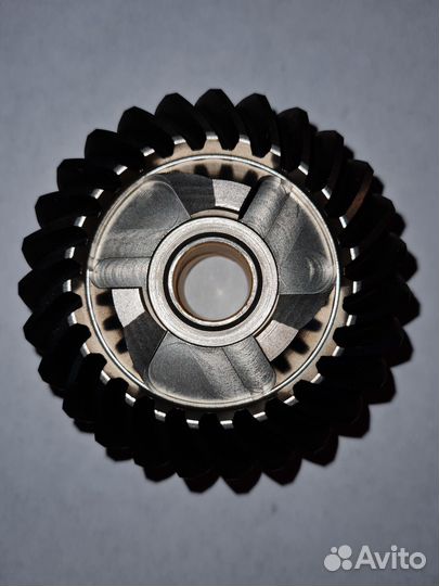 Шестерня шпх Yamaha 25-30 (Osaka) 61N-45560-00