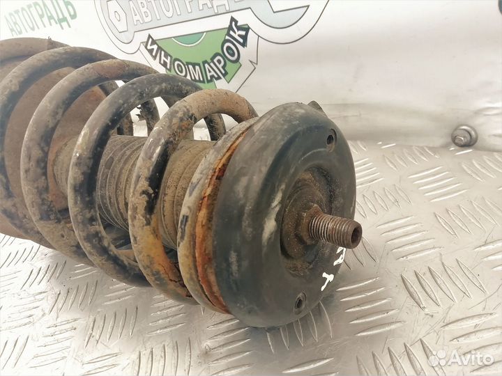 Амортизатор передний левый Peugeot 307 2003г