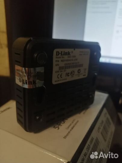 Новый Коммутатор D link des 1005A