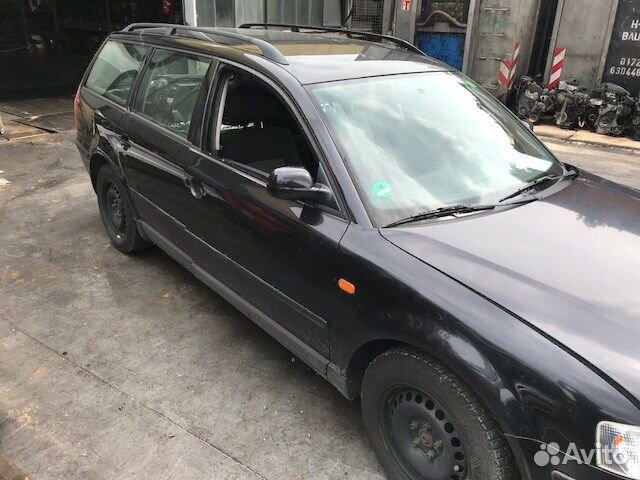 Разбор на запчасти Volkswagen Passat 5