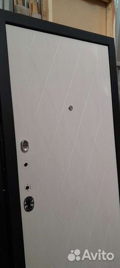 Качественная входная дверь Флагман