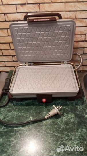 Электровафельница - гриль СССР Элис-402
