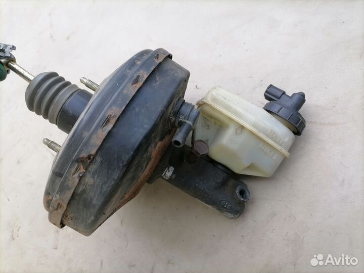 Усилитель тормозов вакуумный для Renault R19