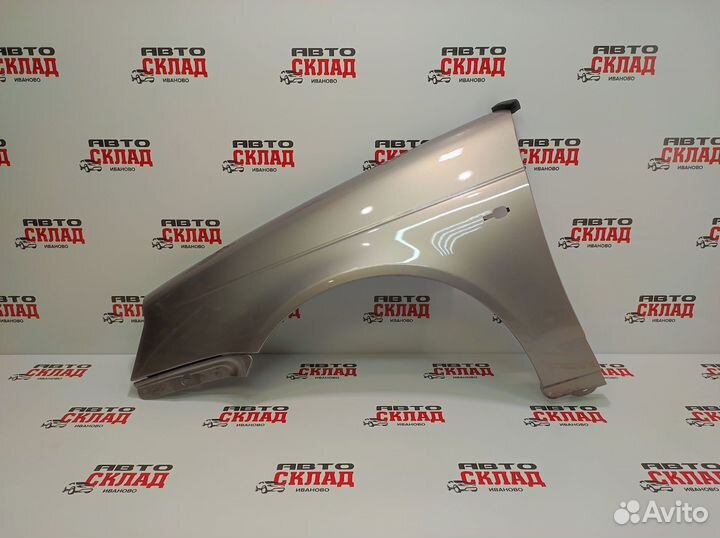 Крыло металл Лада Приора в цвет автомобиля