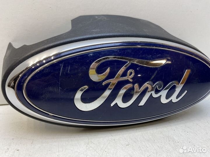 Эмблема на решётку радиатора Ford Explorer 5 2017+