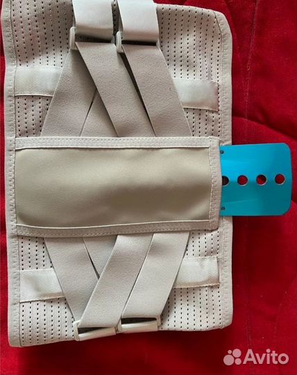 Пояснично-крестцовый бандаж с накладками