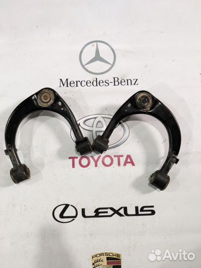 Toyota Land Cruiser 200 Верхний рычаг