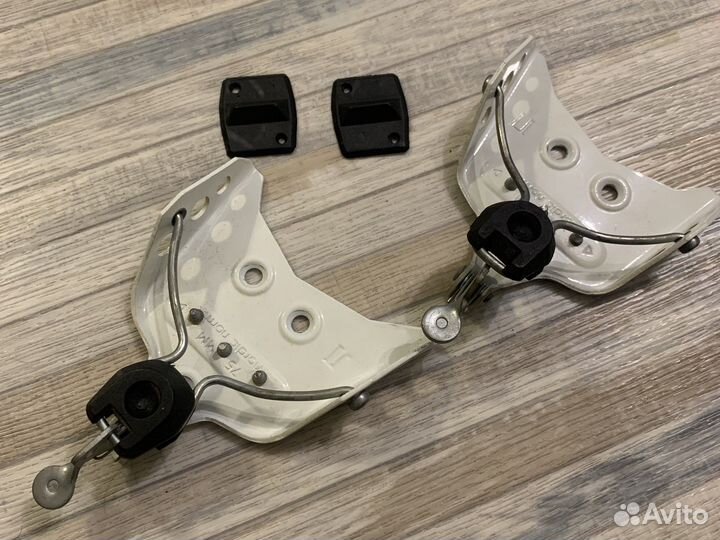 Крепления для лыж