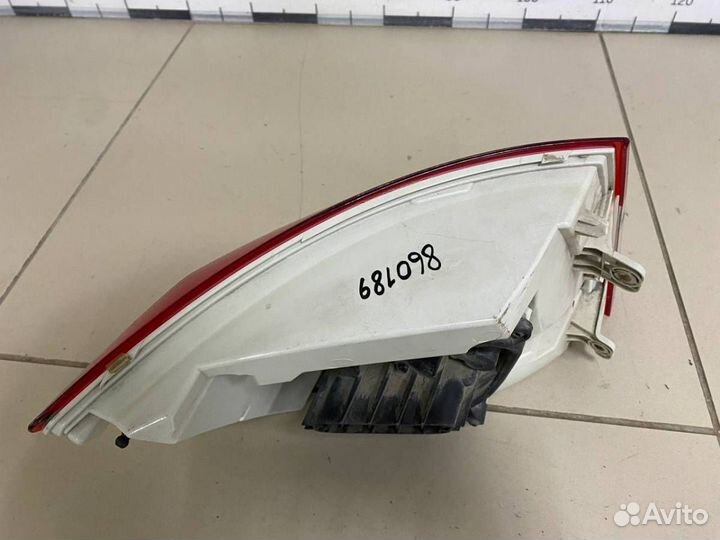 Фонарь задний правый Skoda Octavia