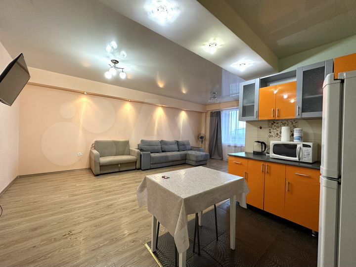 2-к. квартира, 62 м², 6/16 эт.