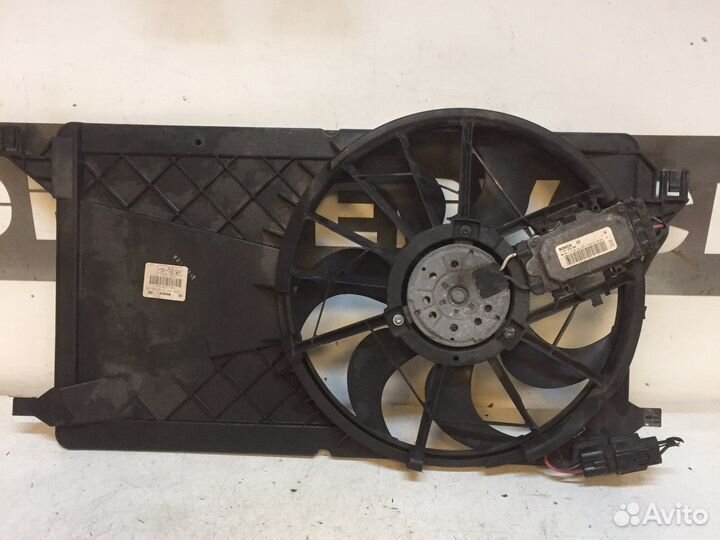 Вентилятор Форд Фокус 2 1.8-2.0