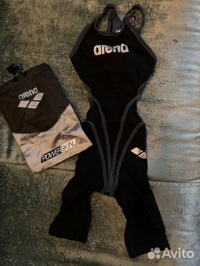 Купальник arena женский powerskin