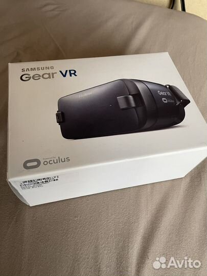 Очки виртуал. реальности Samsung Gear VR SM R-323
