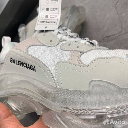 Кроссовки balenciaga tripl S