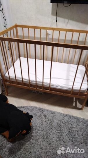 Кроватка детская