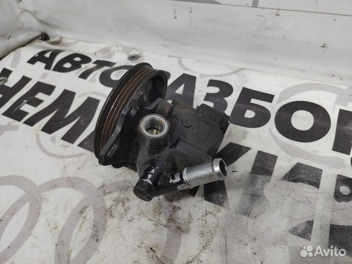 Насос гур Nissan Primera P11