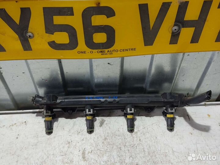 Рейка топливная (рампа) Skoda Roomster 1.4 BXW