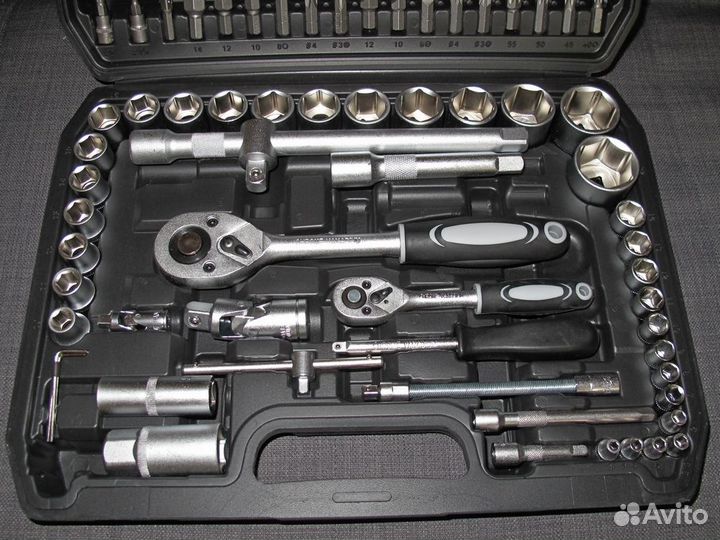 Набор инструментов гаражный 94 предмета