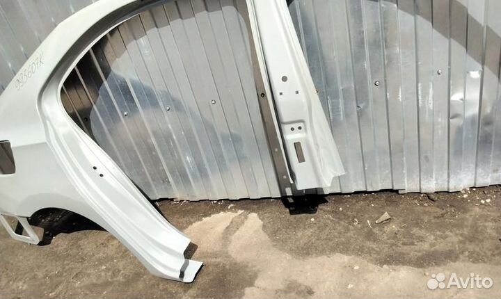 Панель кузова боковая правая Volkswagen Polo 6 Liftback