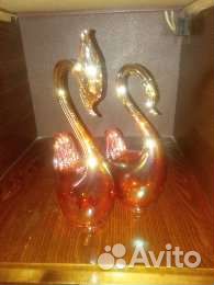 Лебеди из цветного стекла