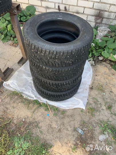 Bridgestone Blizzak Spike-02 195/65 R15 91T