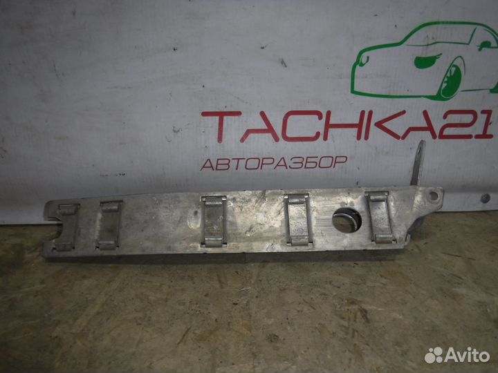 Кронштейн радиатора левый BMW X1 F48 (2015-2019)