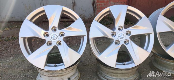 Оригинальные литые диски R17 5*114.3 Toyota, Lexus