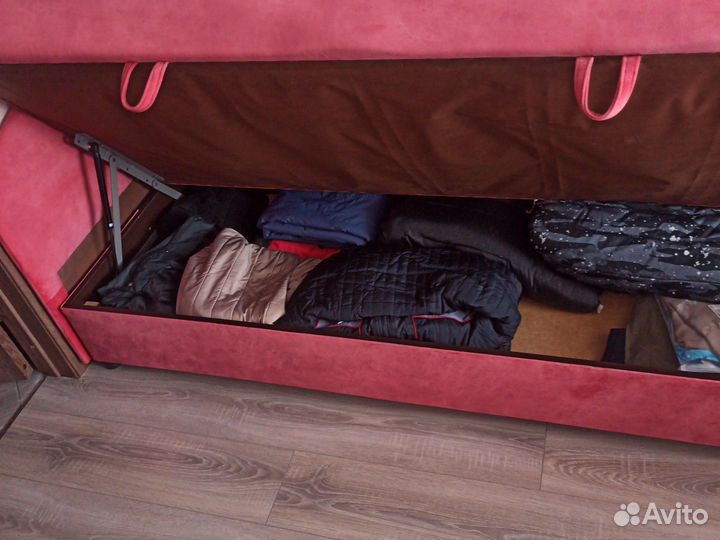 Детская кровать с ящиком мягкая