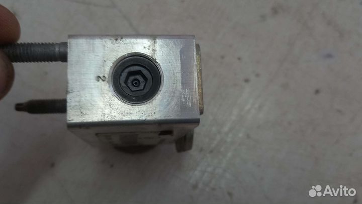 Клапан испарителя Peugeot 207