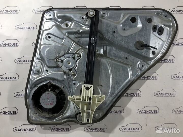 Стеклоподъемник задний левый Volkswagen Passat B5