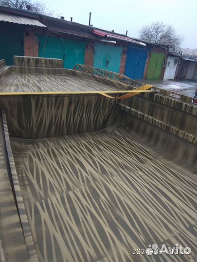 Лодка с мотором