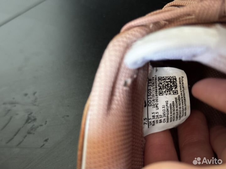 Женские кроссовки Nike Dunk Low