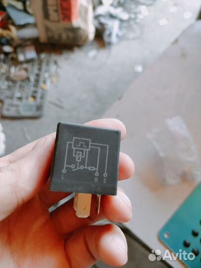 Реле поворотов и аварийного сигнала Hover Ховер