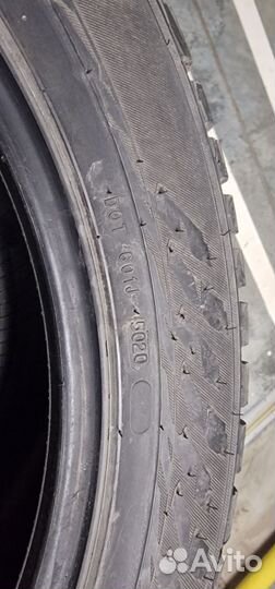 Nokian Tyres Hakkapeliitta 9 SUV 285/45 R21 113T