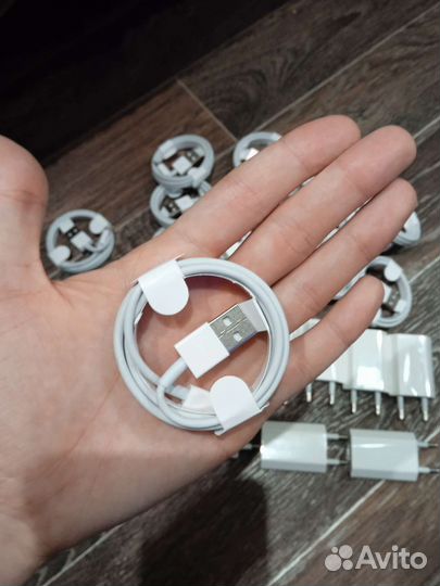 Зарядка на iPhone кабель + блок. Комплект