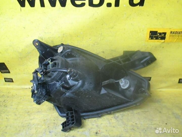 Фара левая Daihatsu Mira LA300S