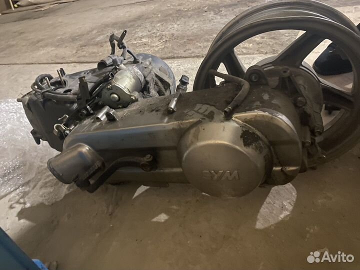 Двигатель для мотороллера