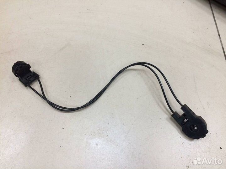 Трос отопителя Ford Focus