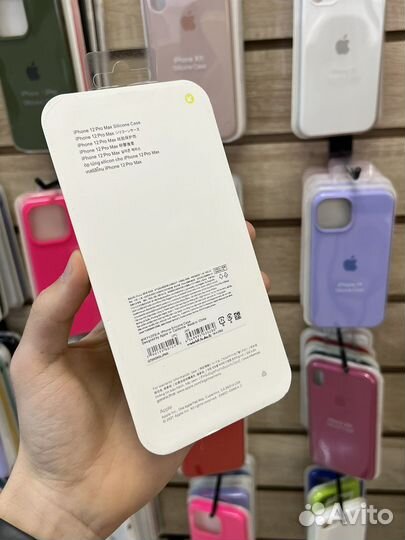 Чехлы на iPhone