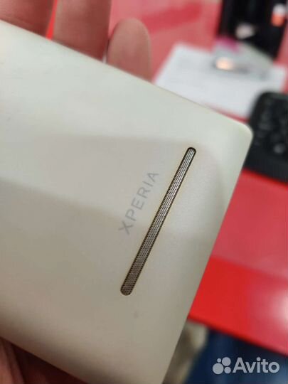 Телефон Sony xperia C3