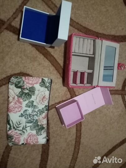 Футляры для украшений