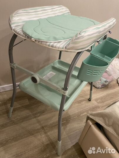 Пеленальный столик chicco c ванночкой