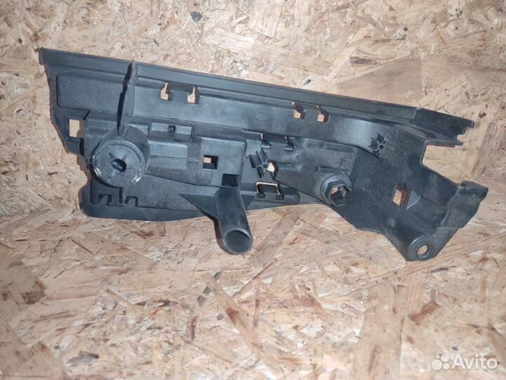 Отсек под инструмент Audi A6 C6 BRE 2007