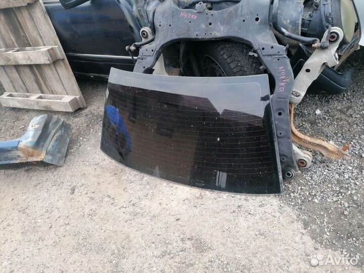 Митсубиси Лансер 9 Заднее стекло