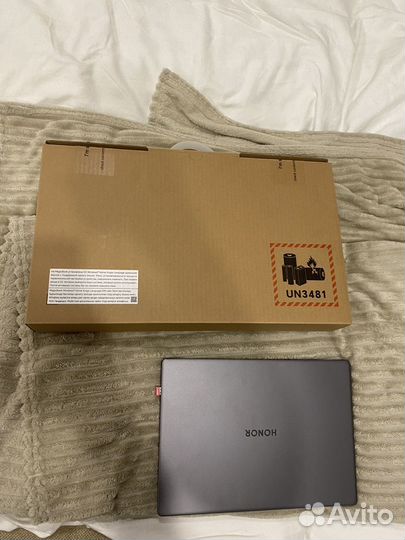 Honor magicbook x14