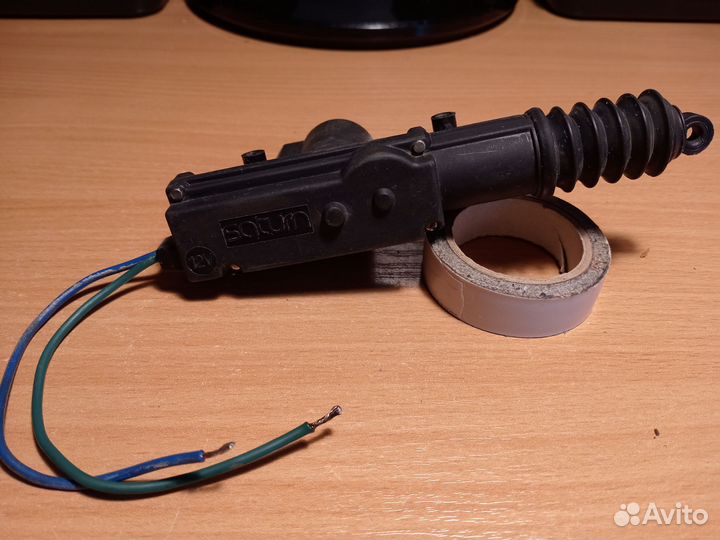 Электропривод замка дверей авто