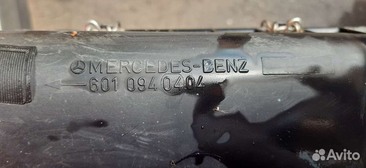 Корпус воздушного фильтра Мерседес