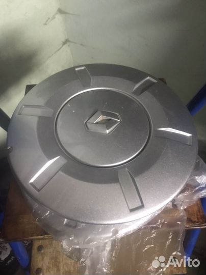 Колпаки на renault logan r14
