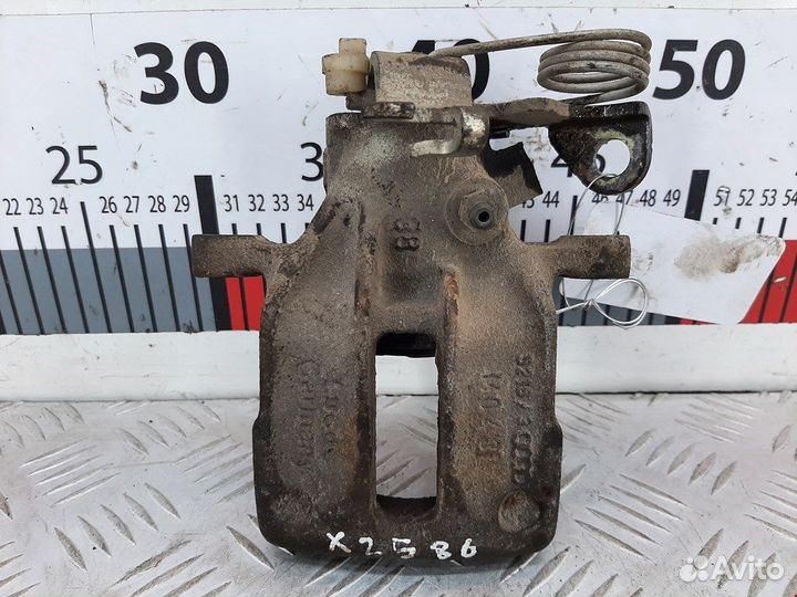 Суппорт задний правый для Audi A4 B5 8D0615424