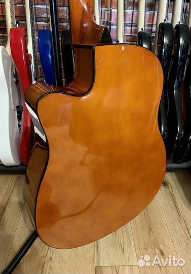 Акустическая Гитара для Начинающих